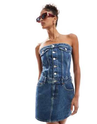 Dr. Denim - Carlisle - Trägerloses Jeans-Minikleid in mittelblauer Waschung mit Knopfleiste