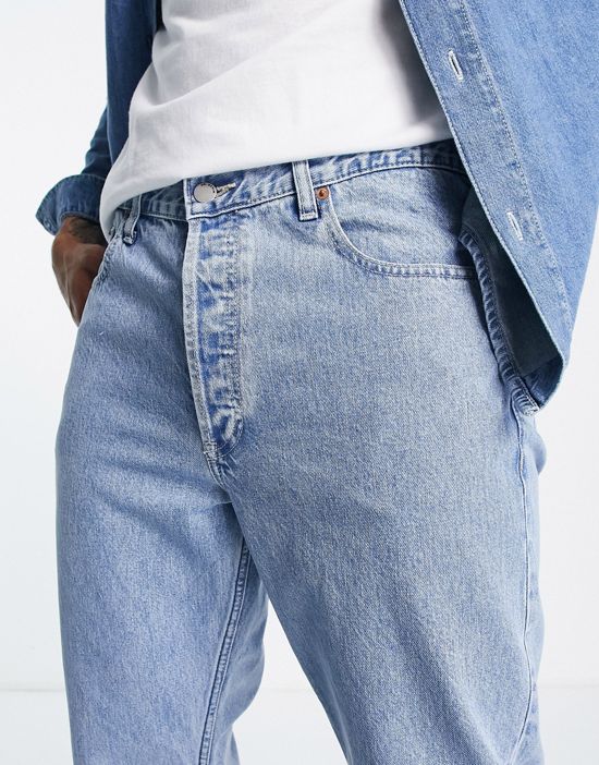 https://images.asos-media.com/products/dr-denim-dash-straight-leg-jeans-in-light-wash/202452206-3?$n_550w$&wid=550&fit=constrain