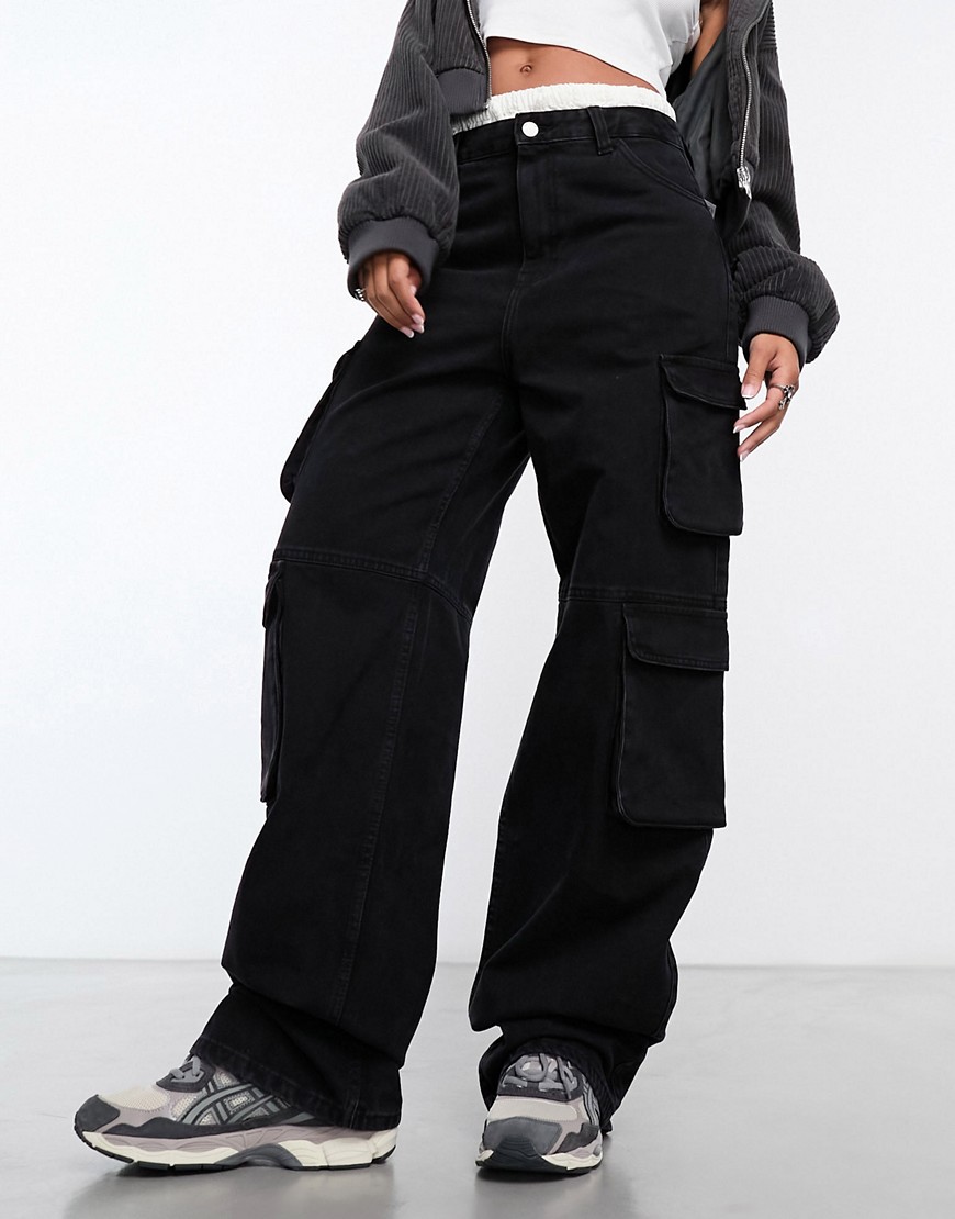 Donna multi utility cargo relaxed fit jeans in black