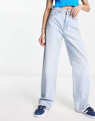 Dr Denim Echo straight leg jeans in light blue - ASOS Price Checker