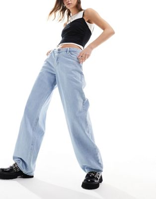 Dr Denim Hill low waist relaxed fit wide straight leg jeans in pebble superlight retro