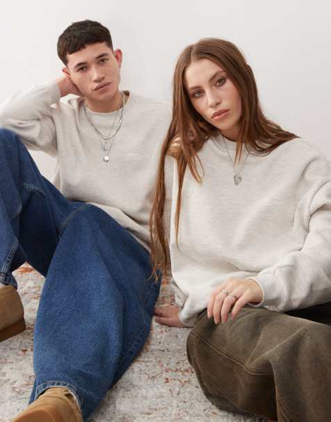 Dr. Denim – Kenan – Schweres Unisex-Sweatshirt in Hellbeige mit lockerem Schnitt, Rundhalsausschnitt und kleinem Logo in Weiß - view 1