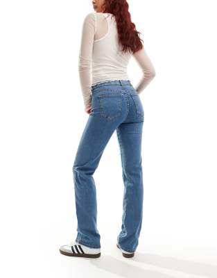 Dr Denim Lexy Straight Mid Waist Slim Straight Leg Jeans In Pyke Mid Blue Plain Wash