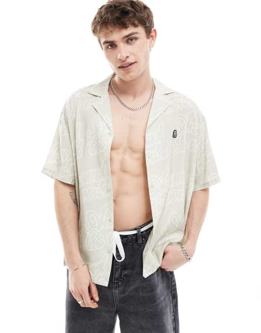 Dr Denim - Madi - Camicia a maniche corte comoda verde con grafica