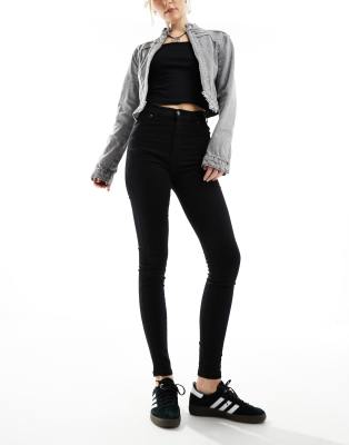 Moxy skinny jeans in black