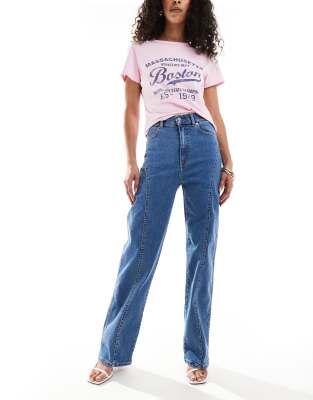 Dr Denim Dr Denim Moxy straight leg curve cut leg jeans in vale sky plain midwash blue
