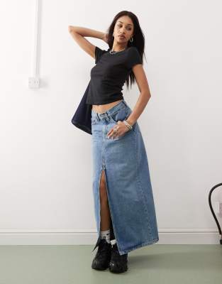 Dr. Denim - Myra - Maxi-Jeansrock in heller Vintage-Waschung in Flussblau mit Schlitz vorne