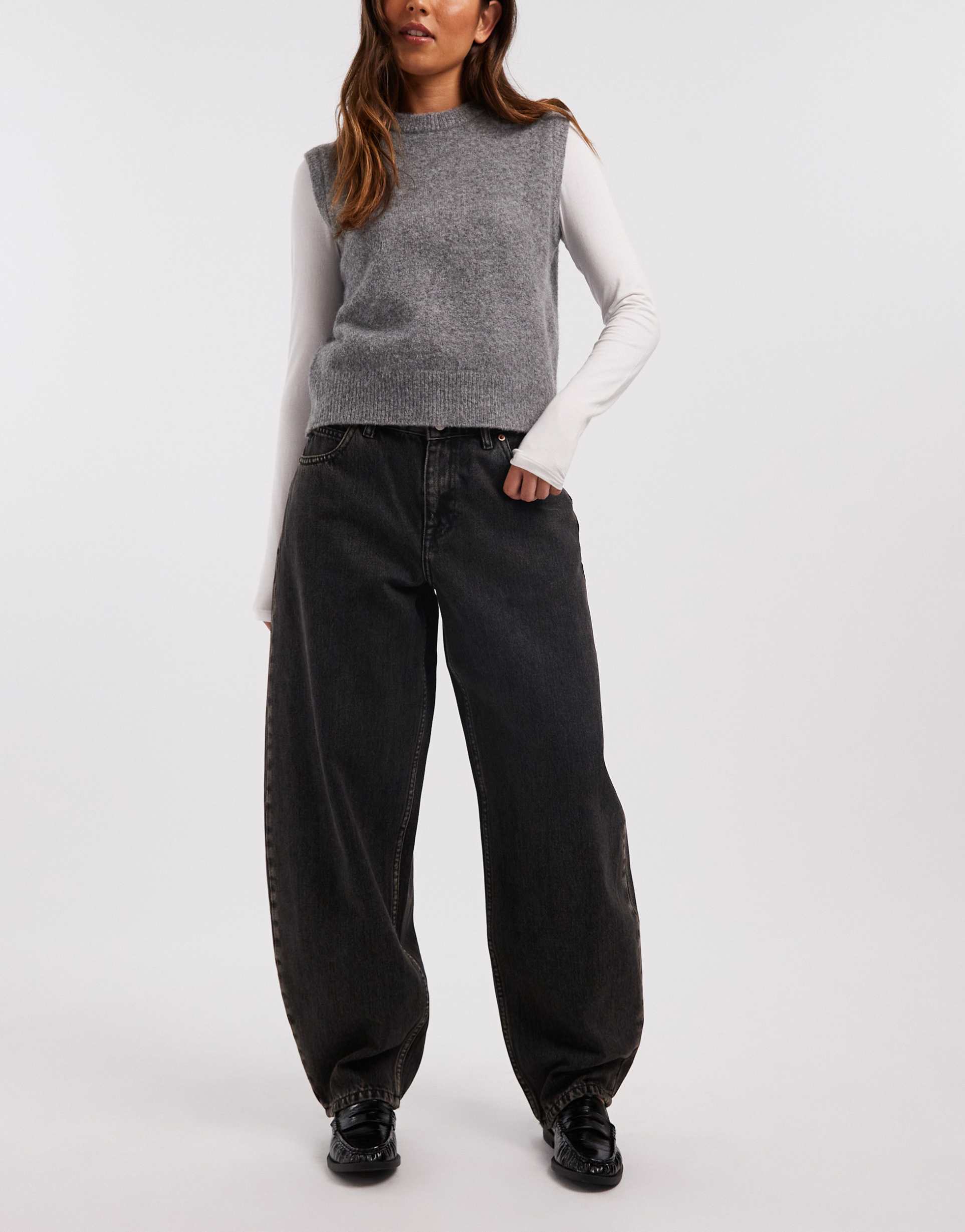 dr denim nanci mid waist relaxed fit barrel leg jean in washed black