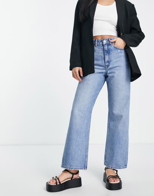Dr Denim Petite Echo sky-high wide straight leg jeans in light wash, 3 of 4
