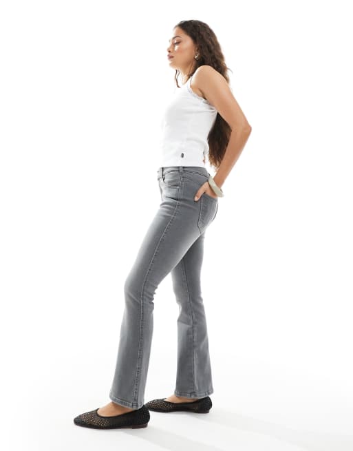 Dr Denim Petite Lexy Bootcut mid rise slim fit bootcut leg jeans in washed gray, 3 of 5