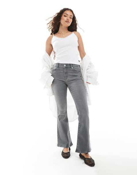Dr Denim Petite Lexy Bootcut mid waist slim fit bootcut leg jeans in washed grey - view 1