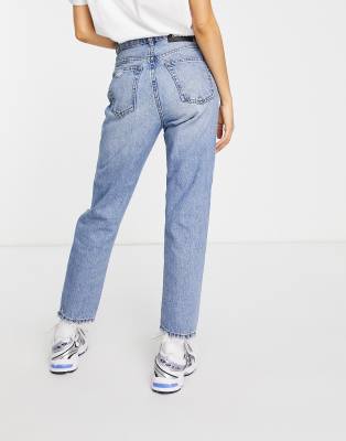 dr denim petite nora jeans