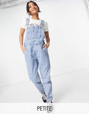 Dr Denim Petite - Ruimvallende tuinbroek in lichte retrokleur | ASOS