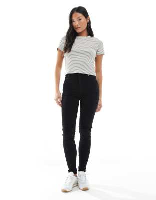 Dr Denim Petite - Solitaire - Supereng geschnittene Jeans in Schwarz mit hohem Bund