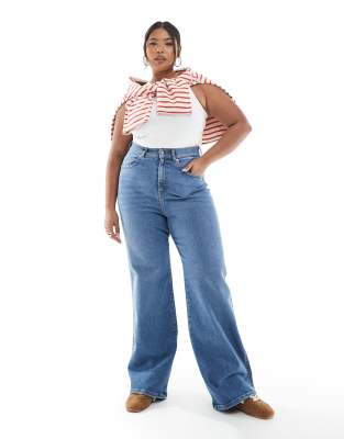 Dr. Denim Plus - Gerade Jeans in Cape Sky-Blau mit geradem Schnitt und abgenutztem Saum