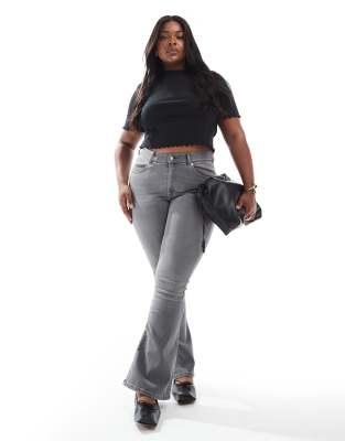 Dr Denim Plus - Lexy - Slim Fit Bootcut-Jeans in verwaschenem Grau mit mittelhohem Bund