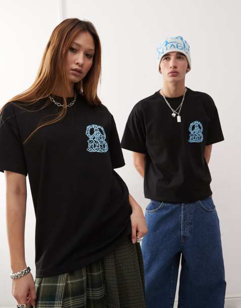 Dr Denim – Trooper – Czarny luźny T-shirt unisex z grafiką z motywem pacyfki i napisem „DD” z przodu - view 1