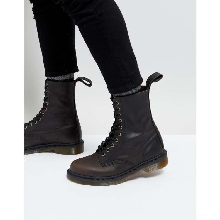 Dr martens 1490 store black harvest