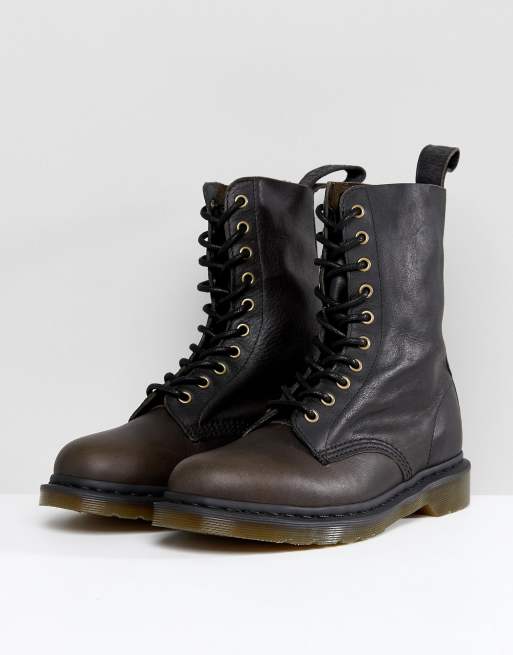 Dr martens 2024 1490 harvest