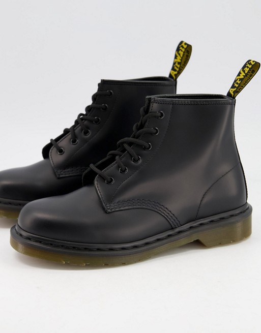 Dr Martens 101 6 eye boots black smooth