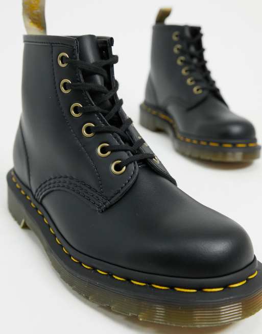 Dr Martens – 101 – Czarne wegańskie botki z 6 dziurkami  , 2 z 4