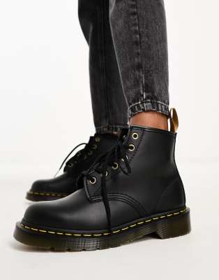 Dr Martens - 101 - Veganfreundliche Stiefel in Schwarz-Black