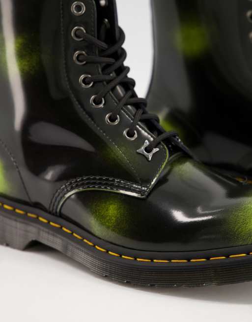 Doc martens rub on sale off