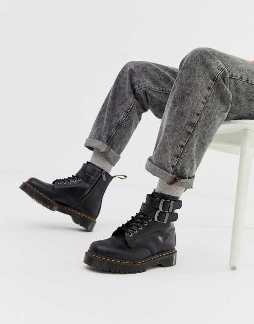 Dr martens 2025 asos exclusive