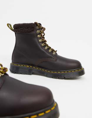 chaussures imitation doc martens