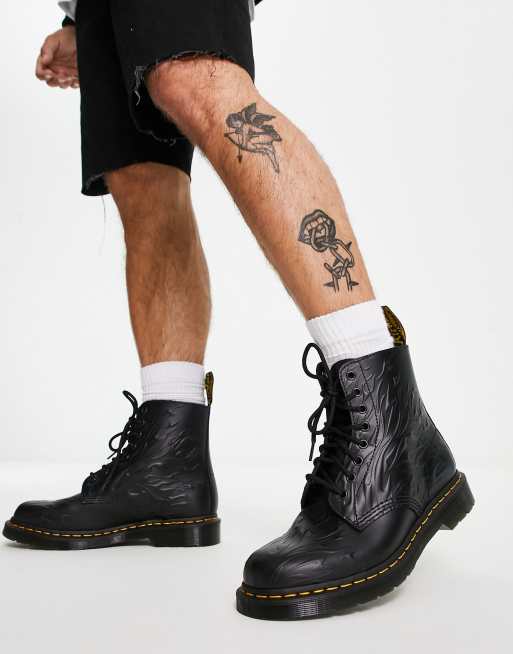 Dr martens with on sale flames