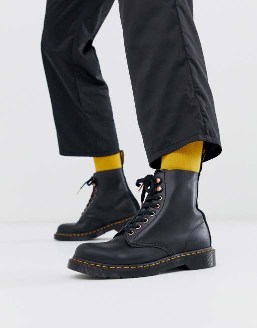 Dr Martens 1460 Pascal 8 eye boot black suede