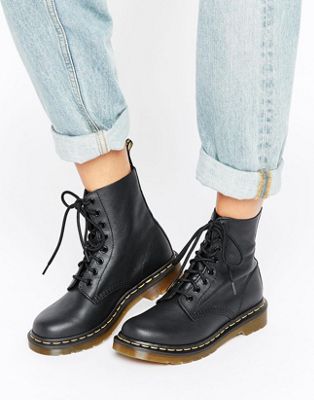 1460 Pascal eye boots in black | ASOS