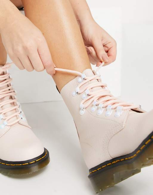 Dr martens shop pastel pink