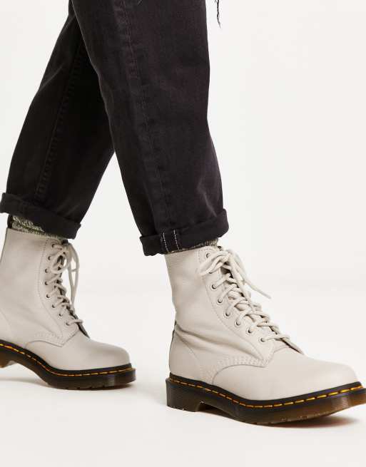 Dr martens 2025 pascal virginia uk