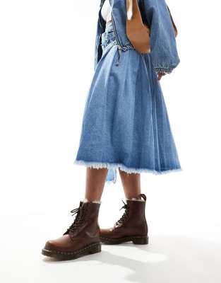 Dr Martens - 1460 Serena - Bottines en cuir avec 8 aillets et doublure en fausse fourrure - Fauve-Marron