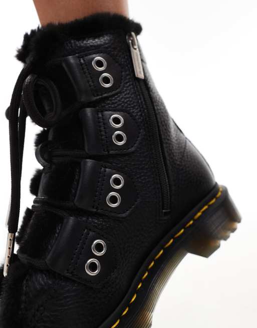 Dr Martens - 1460 - Stivali neri in pelle nappa lavorata con 4 allacciature e interno in pelliccia, 3 di 4