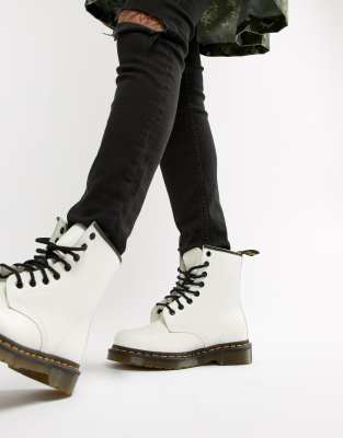 dr martens 1460 black white