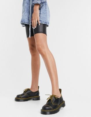dr martens 1461 with shorts