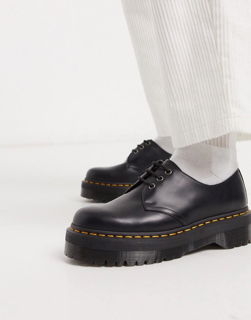 Dr Martens – 1461 Quad 3 – Svarta skor med snörning och öljetter