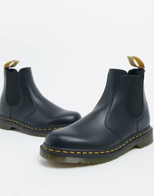 cuir vegan dr martens