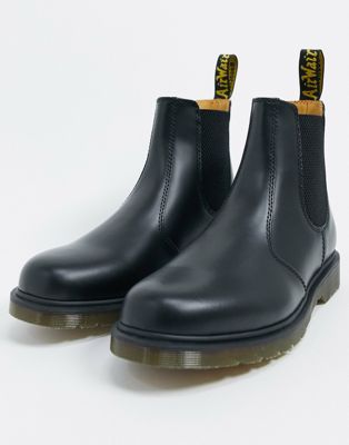 Dr Martens 2976 chelsea boots in all black - ASOS Price Checker