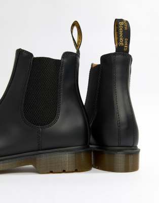 dr martens sale chelsea boots