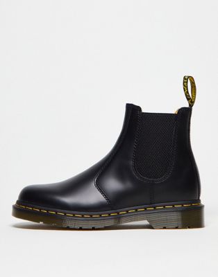 Dr Martens 2976 chelsea boots in black smooth