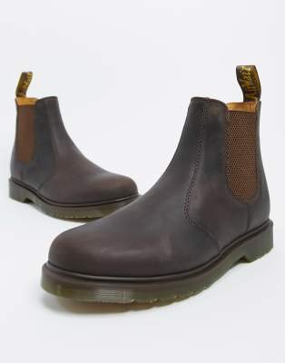 dr 2976 chelsea boots