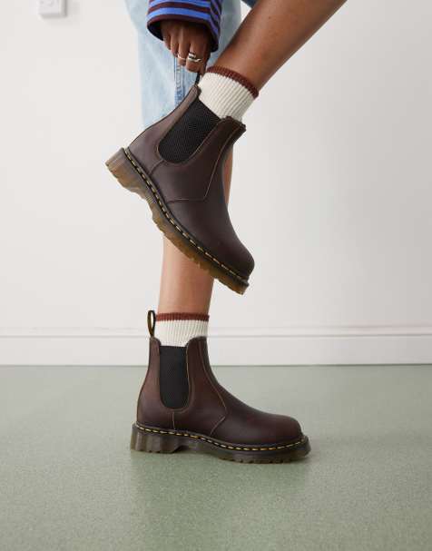 Dr Martens 2976 chelsea boots in dark brown - view 1