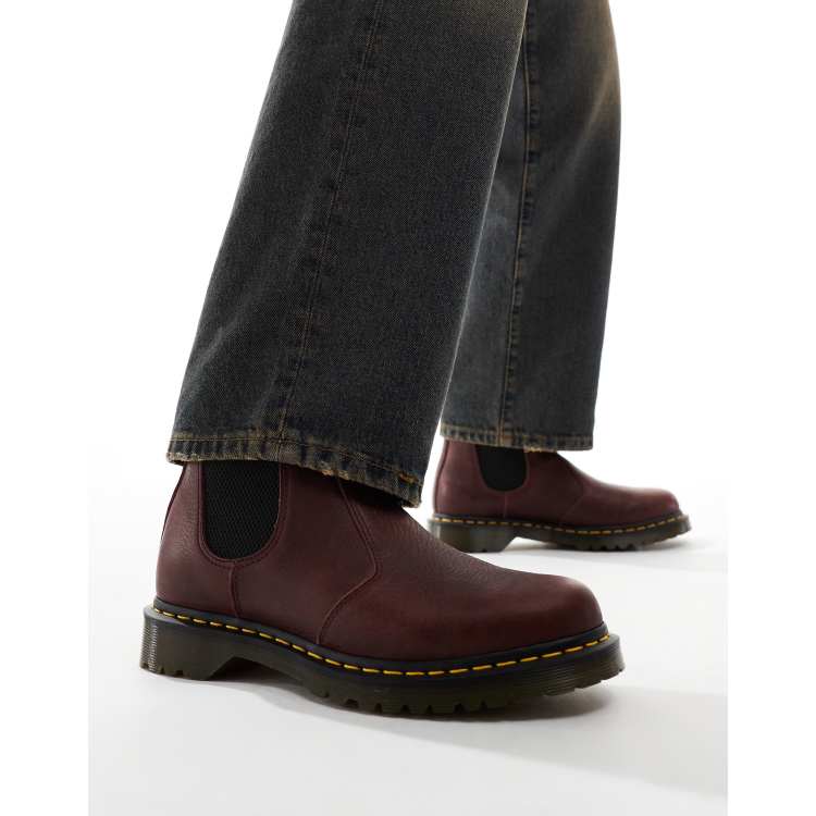 Dr. Martens 2976 Chelsea boots met voering van imitatiebont in bordeauxrood ASOS