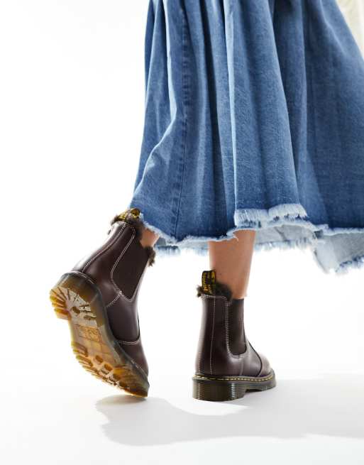 Dr Martens – 2976 Leonore – Chelsea-Stiefel aus dunkelbraunem Leder mit Pelzfutter, 4 von 4
