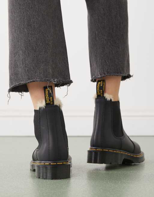 Dr Martens - 2976 Leonore - Sorte chelsea-støvler i læder med pelsfor, 4 af 4