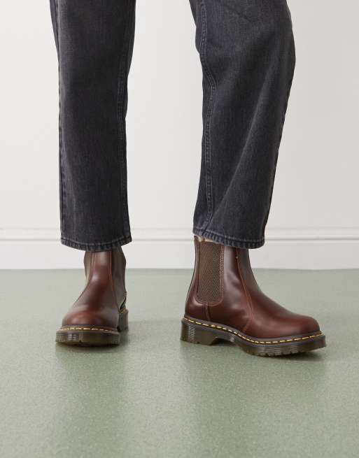 Dr. Martens - 2976 Leonore - Stivaletti Chelsea in pelle marroni con interno in pelliccia, 3 di 4