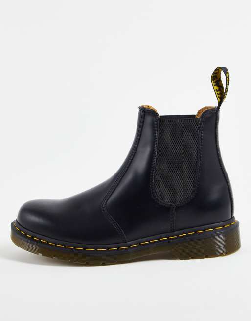 dr marten smooth chelsea boots